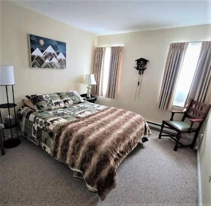 Spacious 3Br 3Ba Sleeps 8 Ski On Off Jiminy Mountain Resort 핸콕 외부 사진