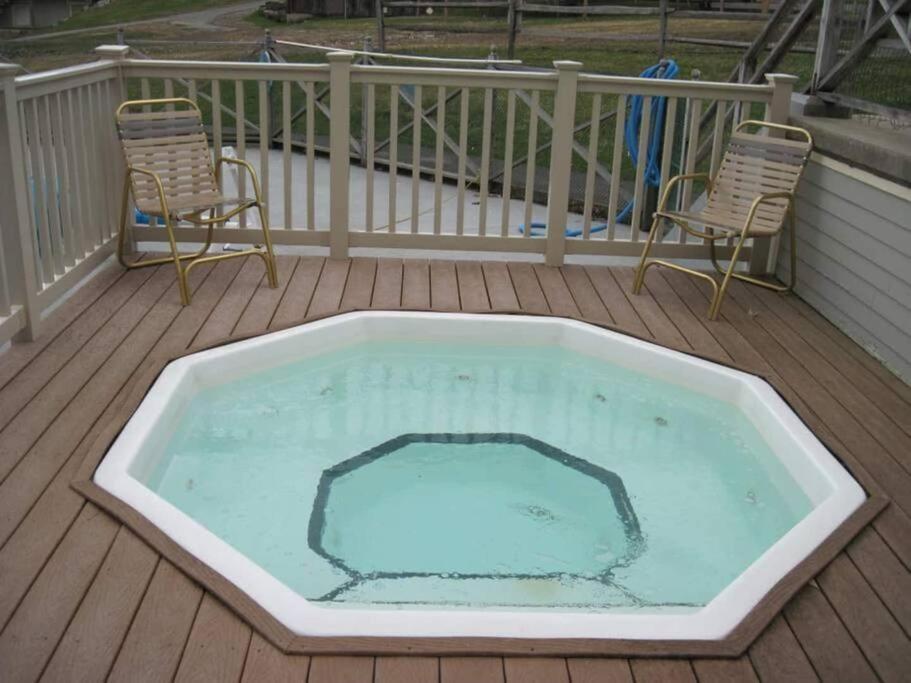 Spacious 3Br 3Ba Sleeps 8 Ski On Off Jiminy Mountain Resort 핸콕 외부 사진